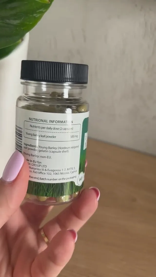 Kadr z nagrania opakowania Retoxin